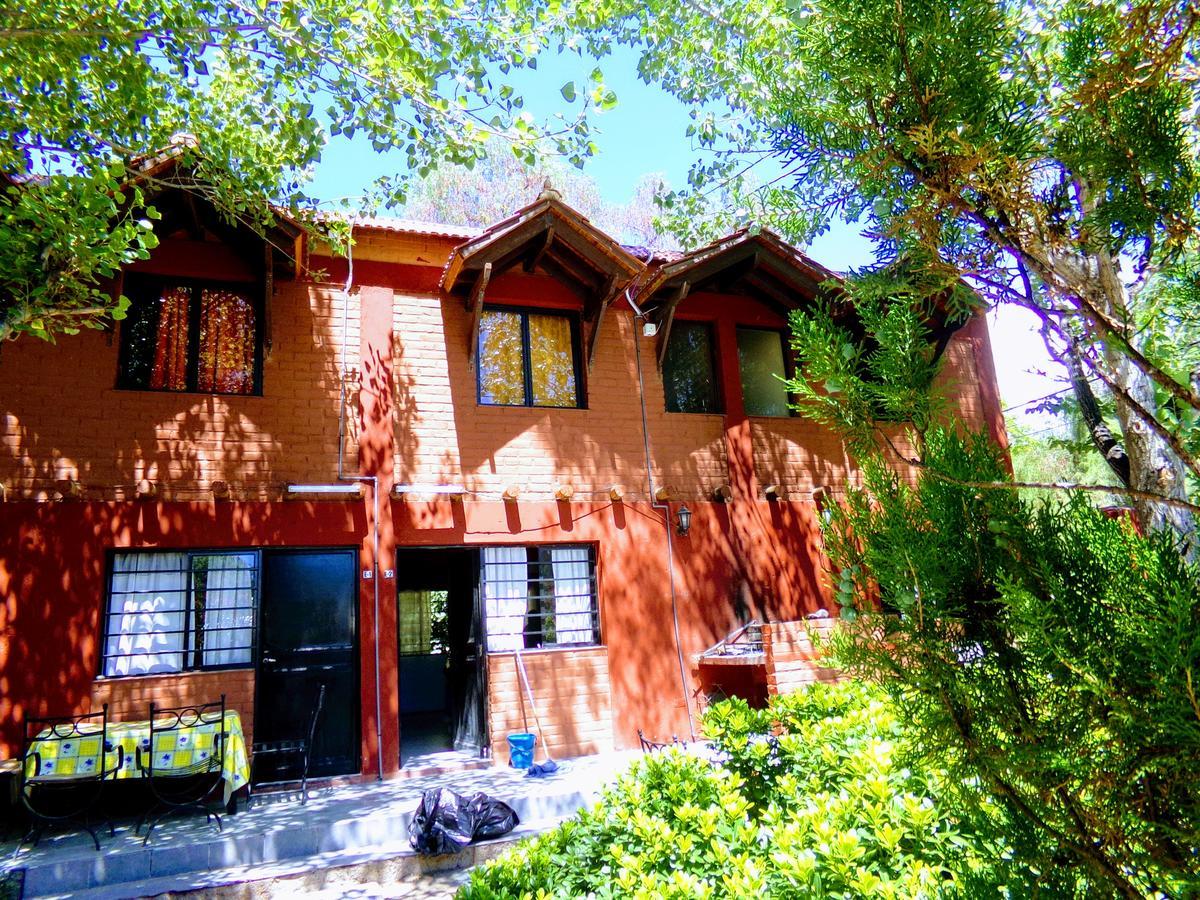 Cabanas El Challao المظهر الخارجي الصورة